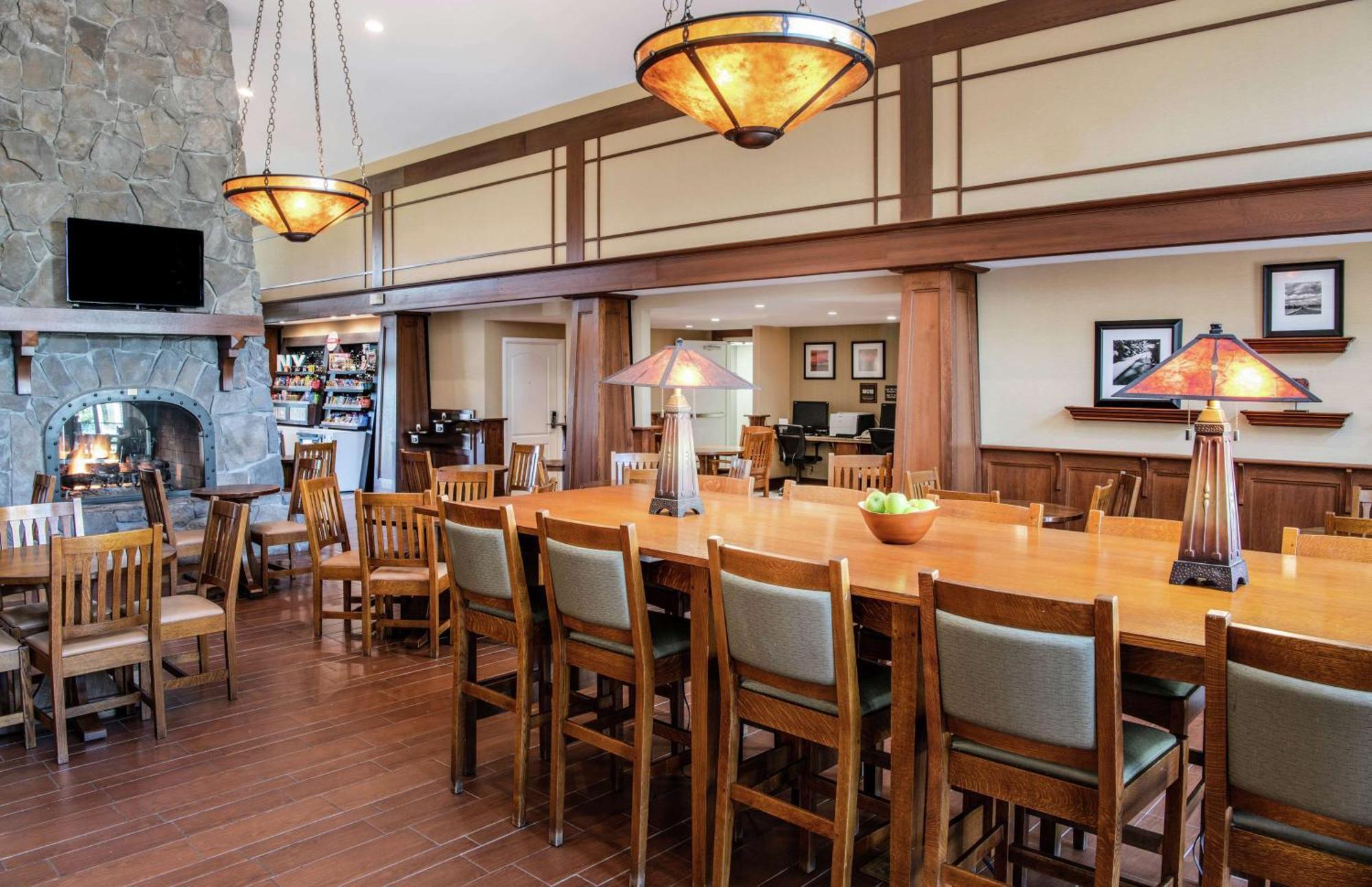 Hampton Inn & Suites Rochester/Victor Exteriör bild