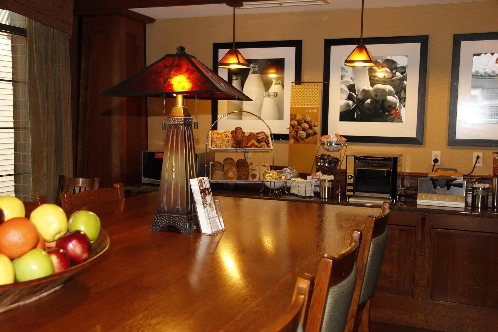 Hampton Inn & Suites Rochester/Victor Restaurang bild