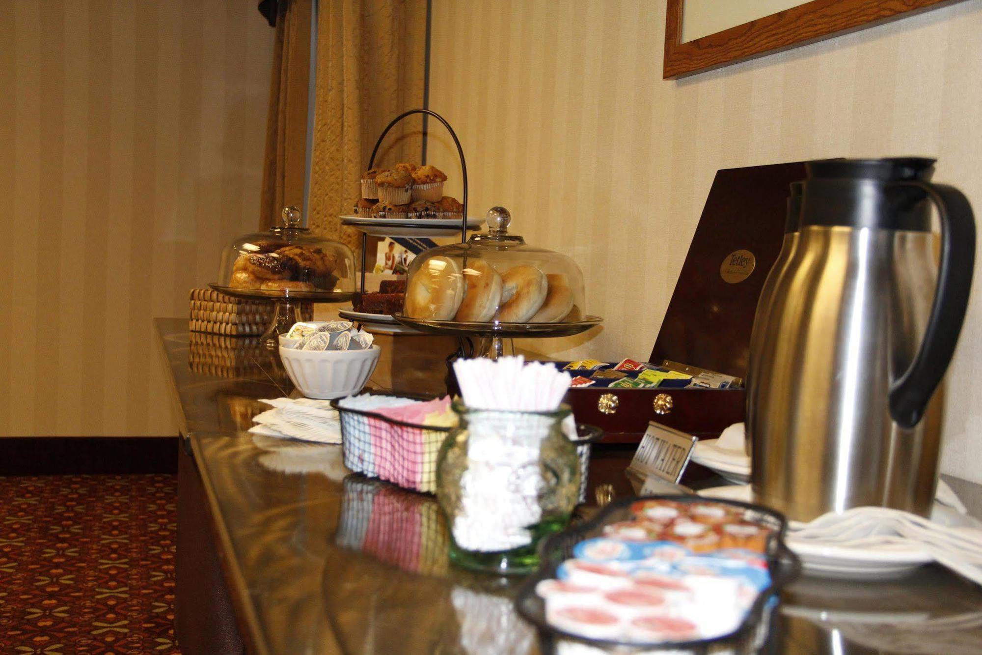 Hampton Inn & Suites Rochester/Victor Restaurang bild